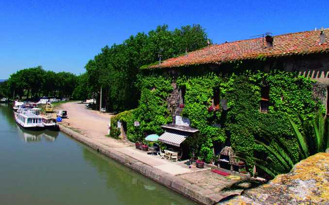 Minervois Cruisers hire base at Le Somail, a village renowned for it's boating associations