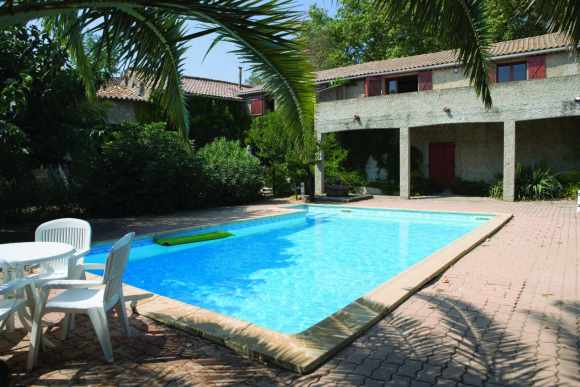 The back view (and pool) of Constantia - 
			The gîte belonging to Minervois Cruisers.